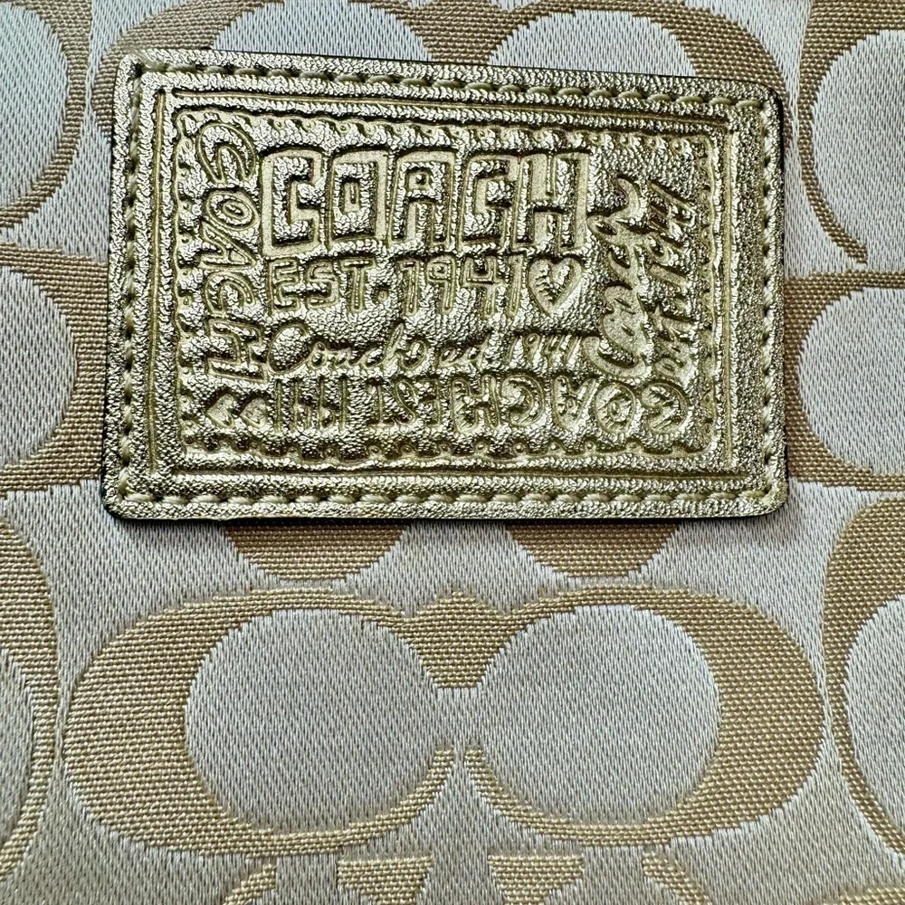 Vintage Coach‎ Y2K Signature Canvas Crossbody Bag Monogram Print Cream & Gold